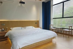 观山大床房