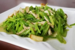 芹菜肉丝