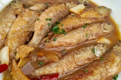 红烧小鱼