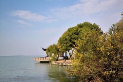 太湖边是石公山