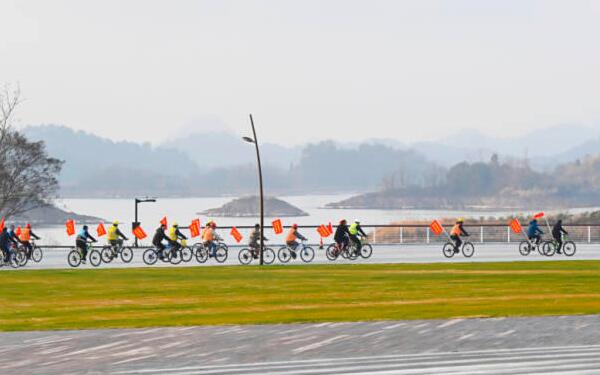 界首亚运小镇骑行