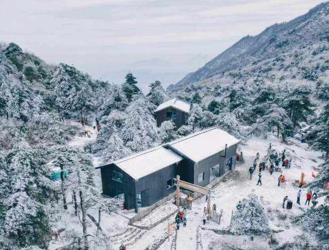 百丈岭雪景
