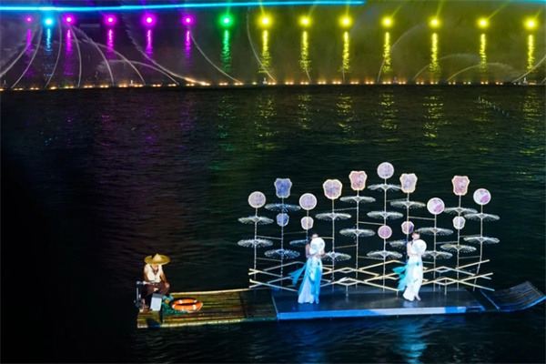 太湖龙之梦夜景