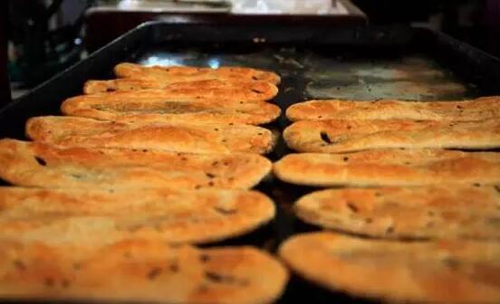 来苏州品美食,感受江南秋季的美好!(图3) 锦溪的袜底酥