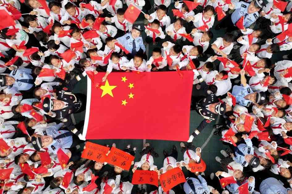 云南金平：“石榴花”绽放在边陲小城(图1)