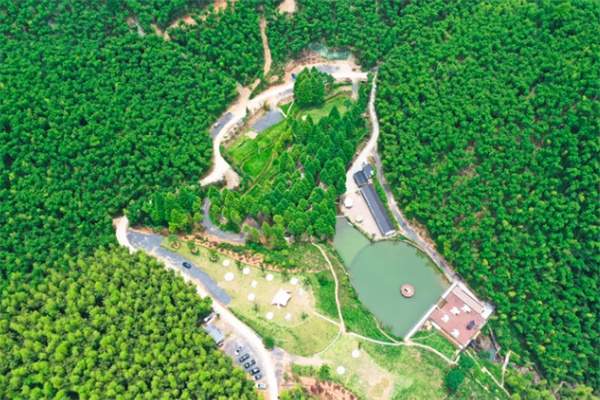 野外露营,体验自然之美最好的打开方式(图1) 半岛露营地